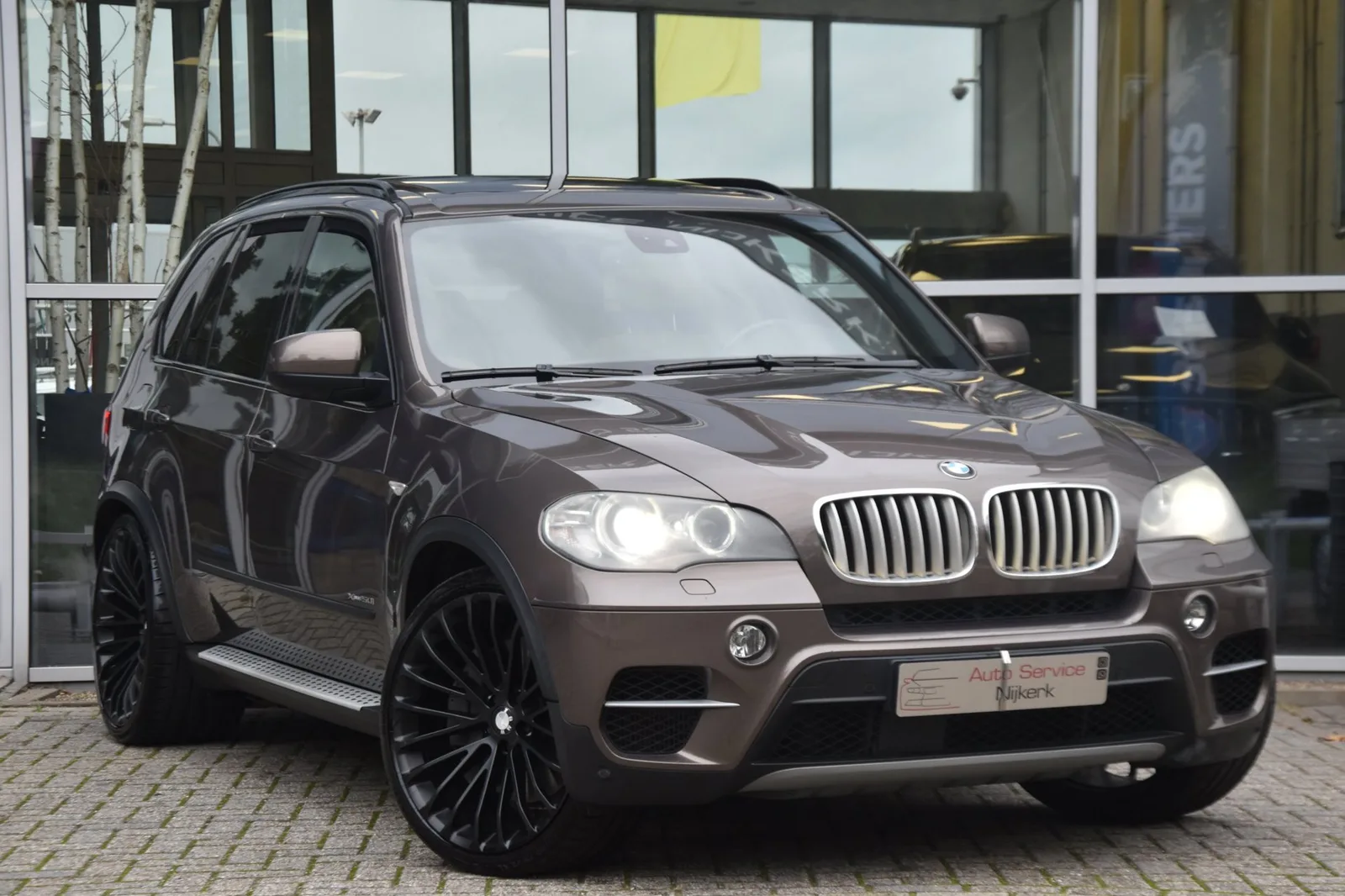 BMW X5 (2010) — foto 1