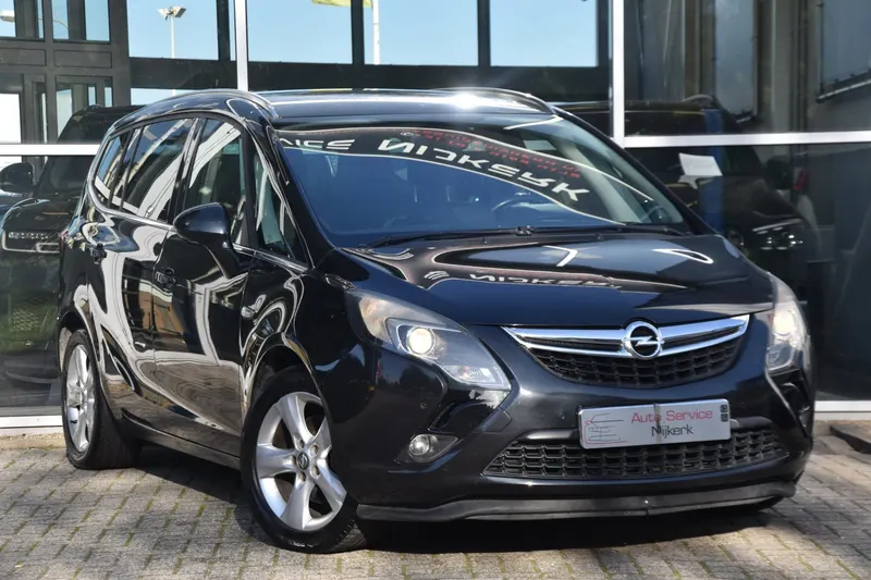 Opel Zafira (2013)