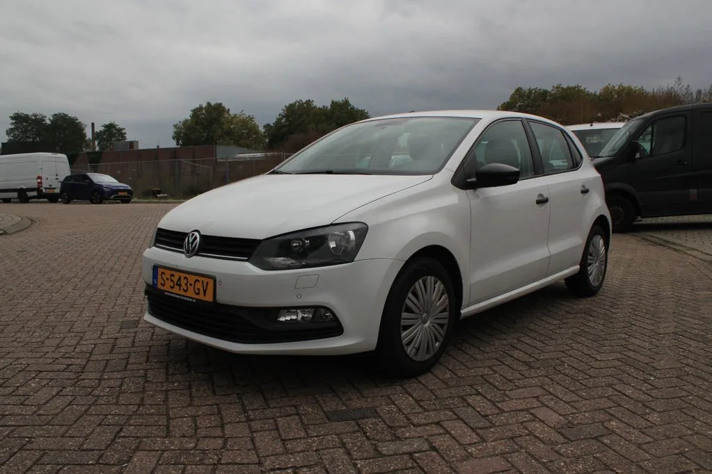 Volkswagen Polo (2016) — foto 1