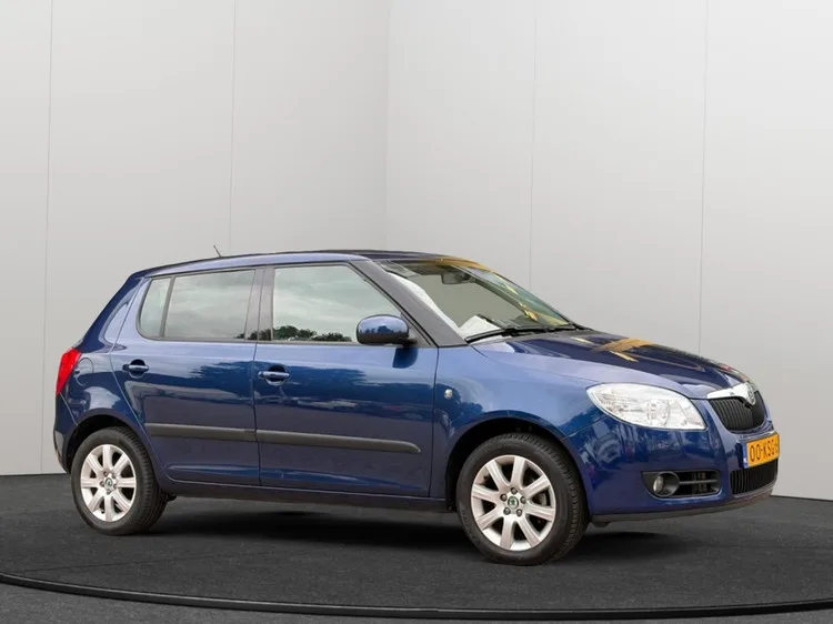 Škoda Fabia (2010) — foto 1