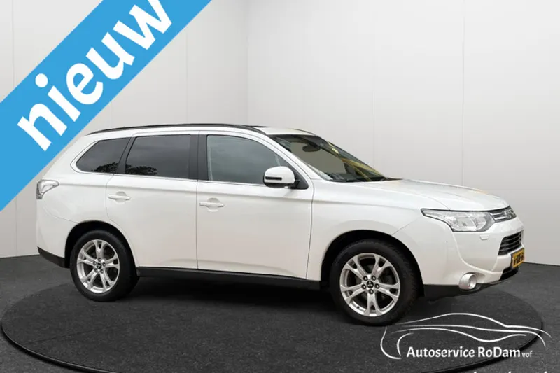 Mitsubishi Outlander (2013)