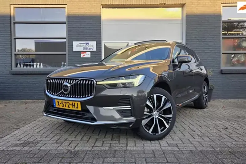 Volvo XC60 (2023)
