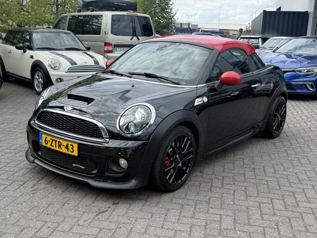 MINI Coupé (2011) — foto 1
