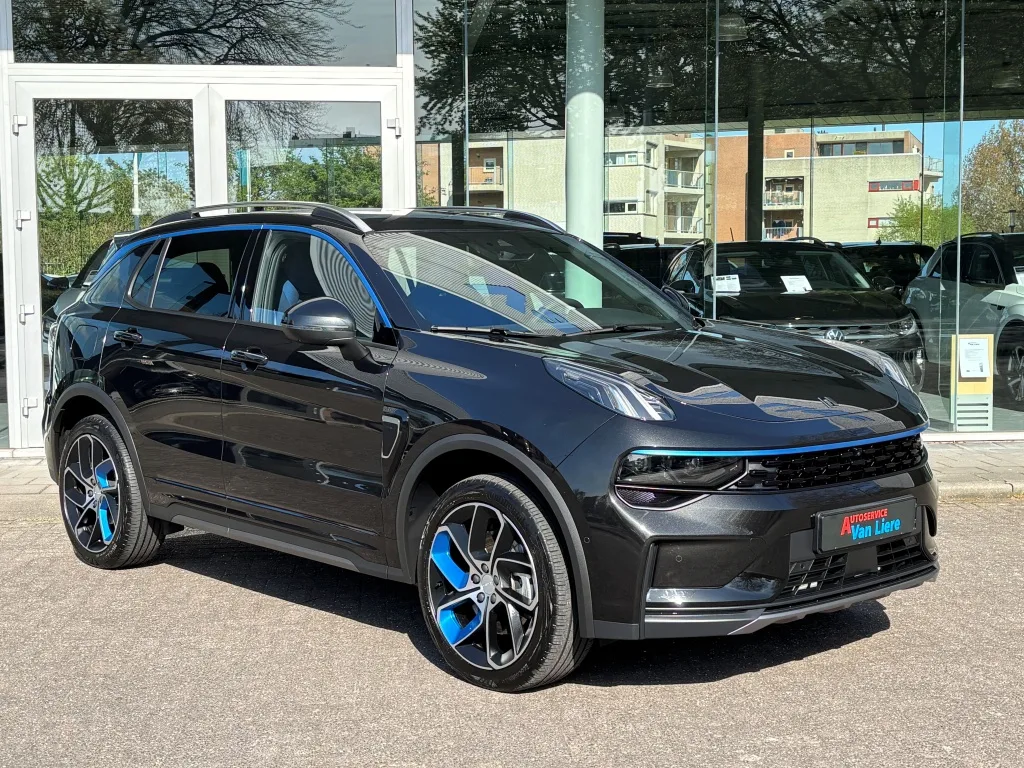 Lynk & Co 01 (2024) — foto 1