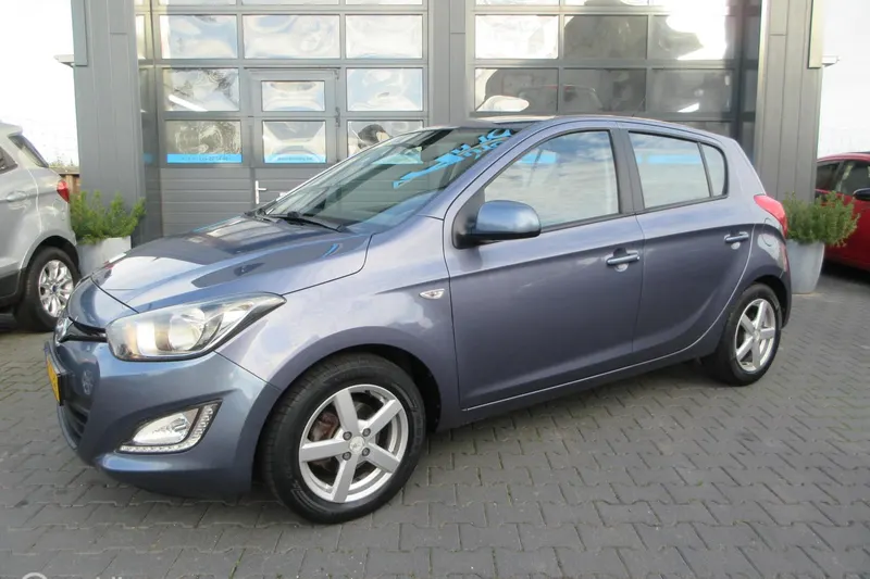 Hyundai i20 (2013)