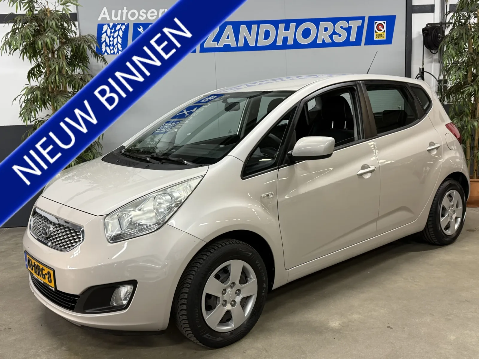 Kia Venga (2011) — foto 1