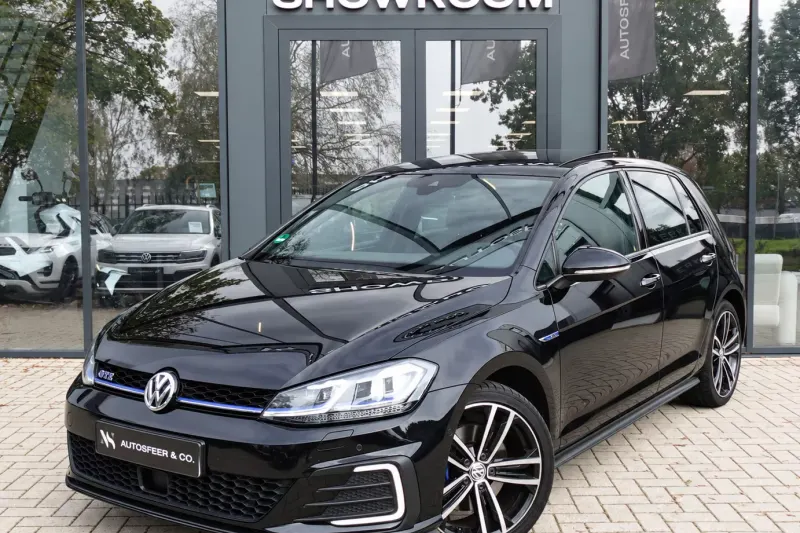 Volkswagen Golf (2017)