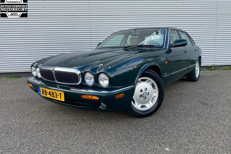 Jaguar XJ (1997)