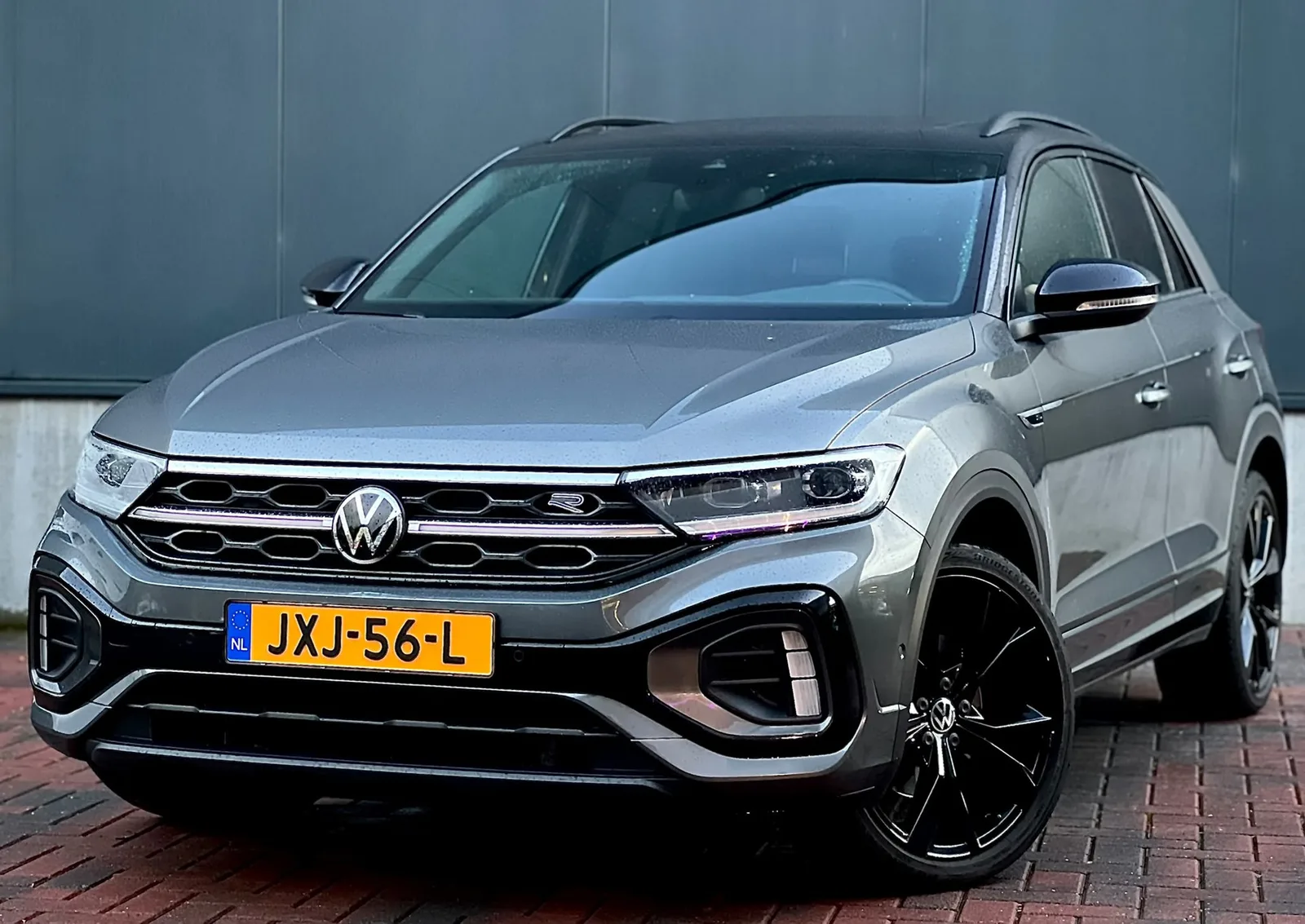 Volkswagen T-Roc (2022) — foto 1