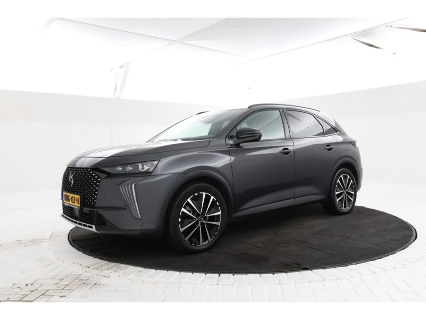 DS 7 (2025) — foto 1
