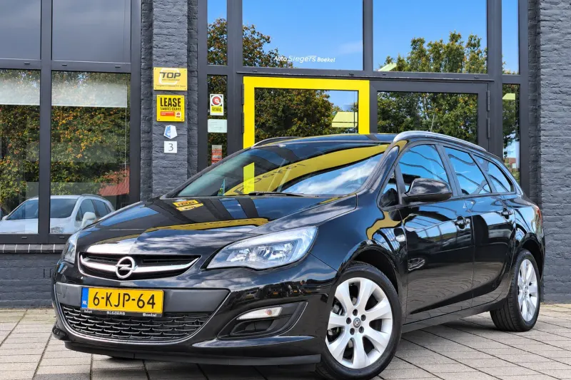 Opel Astra (2013)