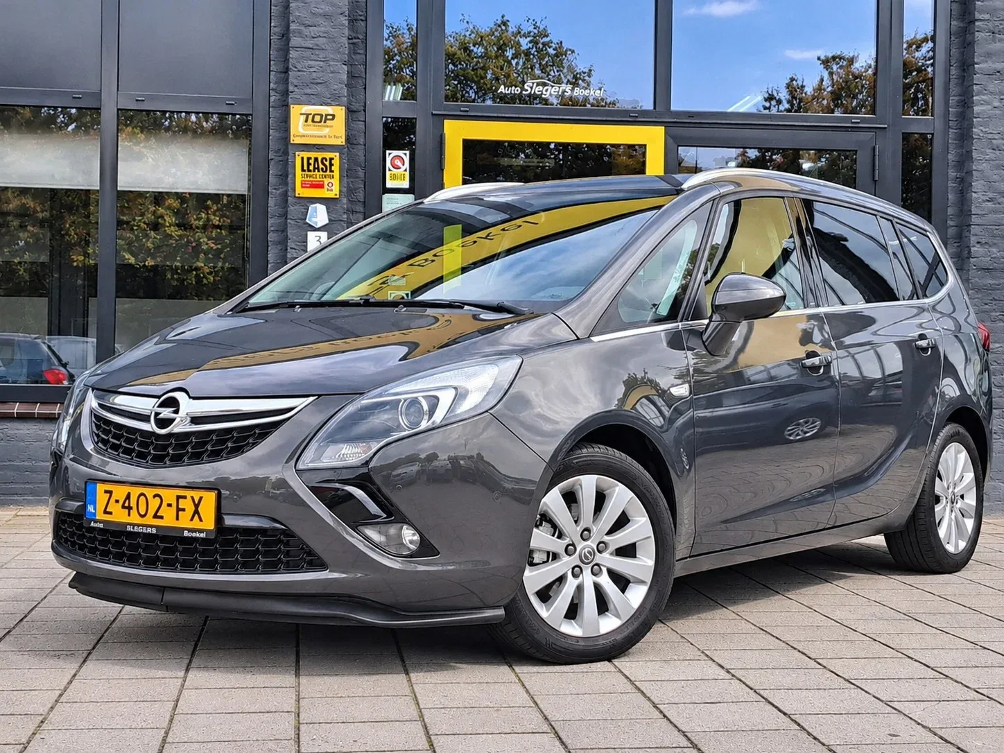 Opel Zafira (2016) — foto 1