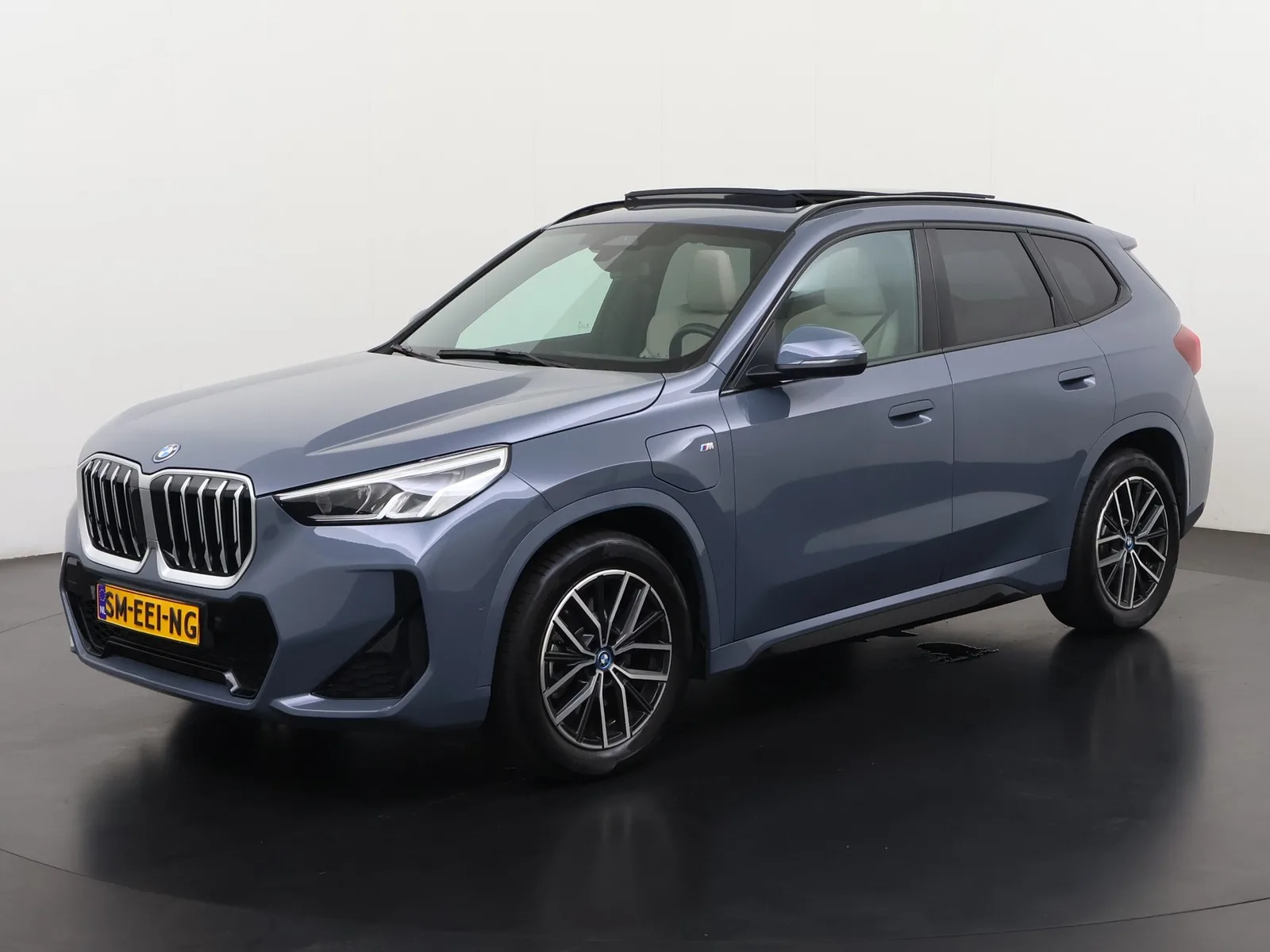 BMW X1 (2024) — foto 1