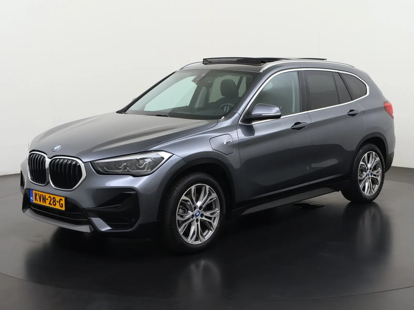 BMW X1 (2021) — foto 1