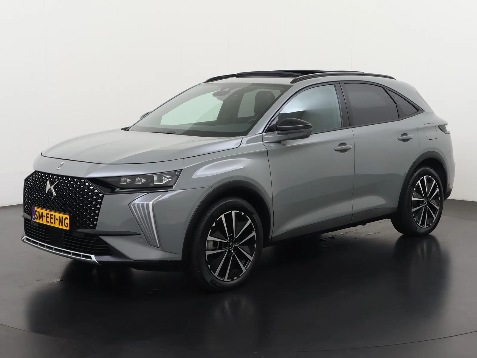 DS 7 (2024) — foto 1