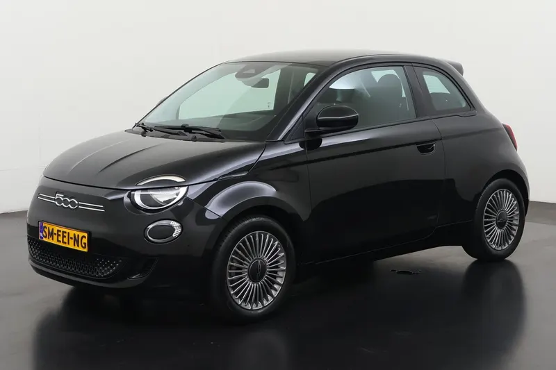 Fiat 500e (2023)