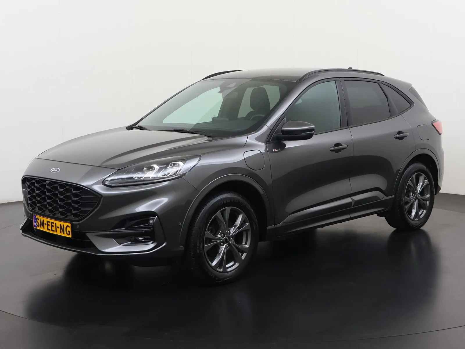 Ford Kuga (2022) — foto 1