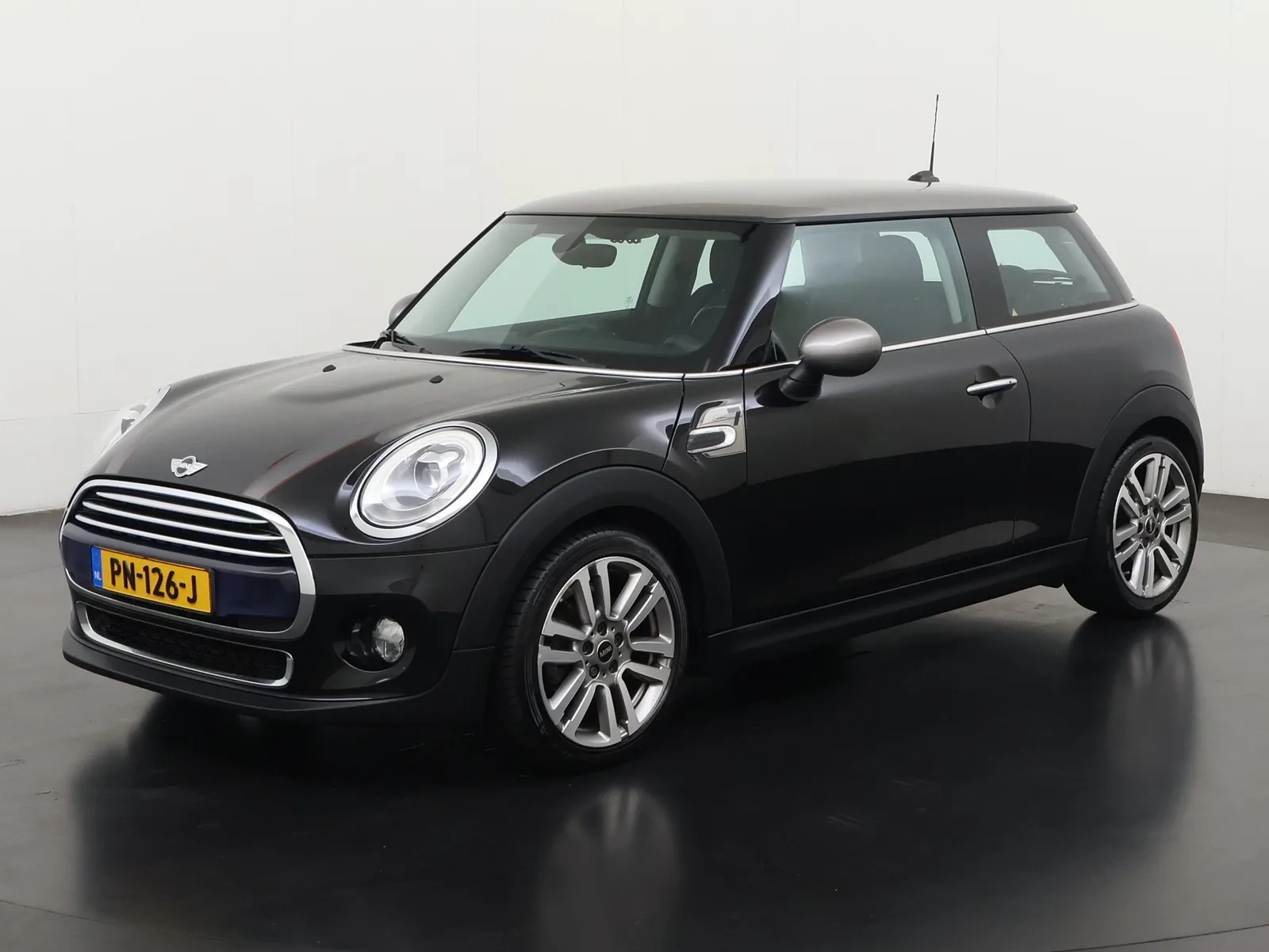 MINI Mini (2017) — foto 1