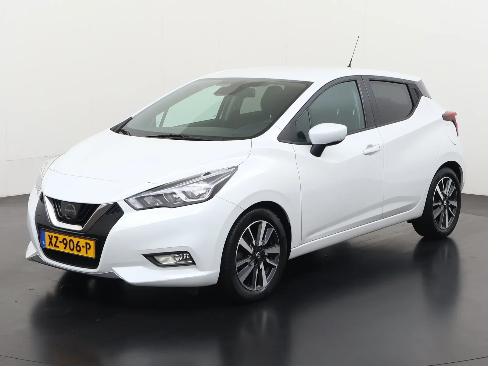 Nissan Micra (2019) — foto 1