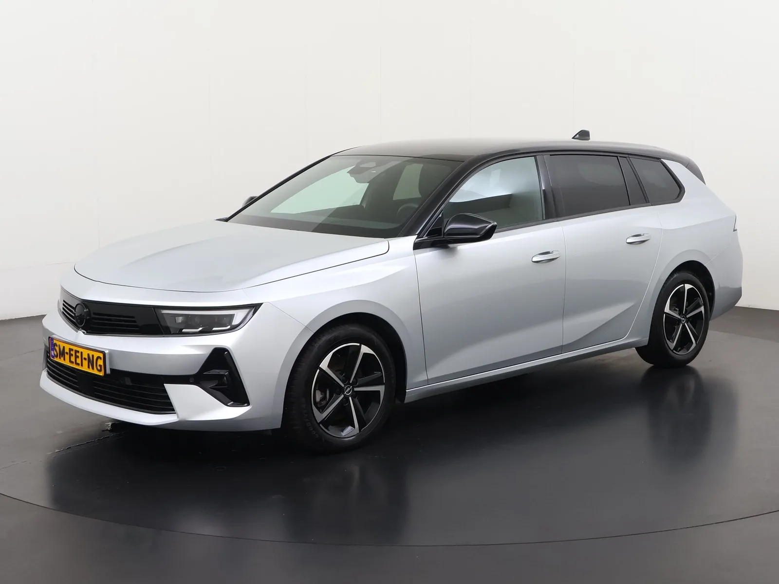 Opel Astra (2025) — foto 1