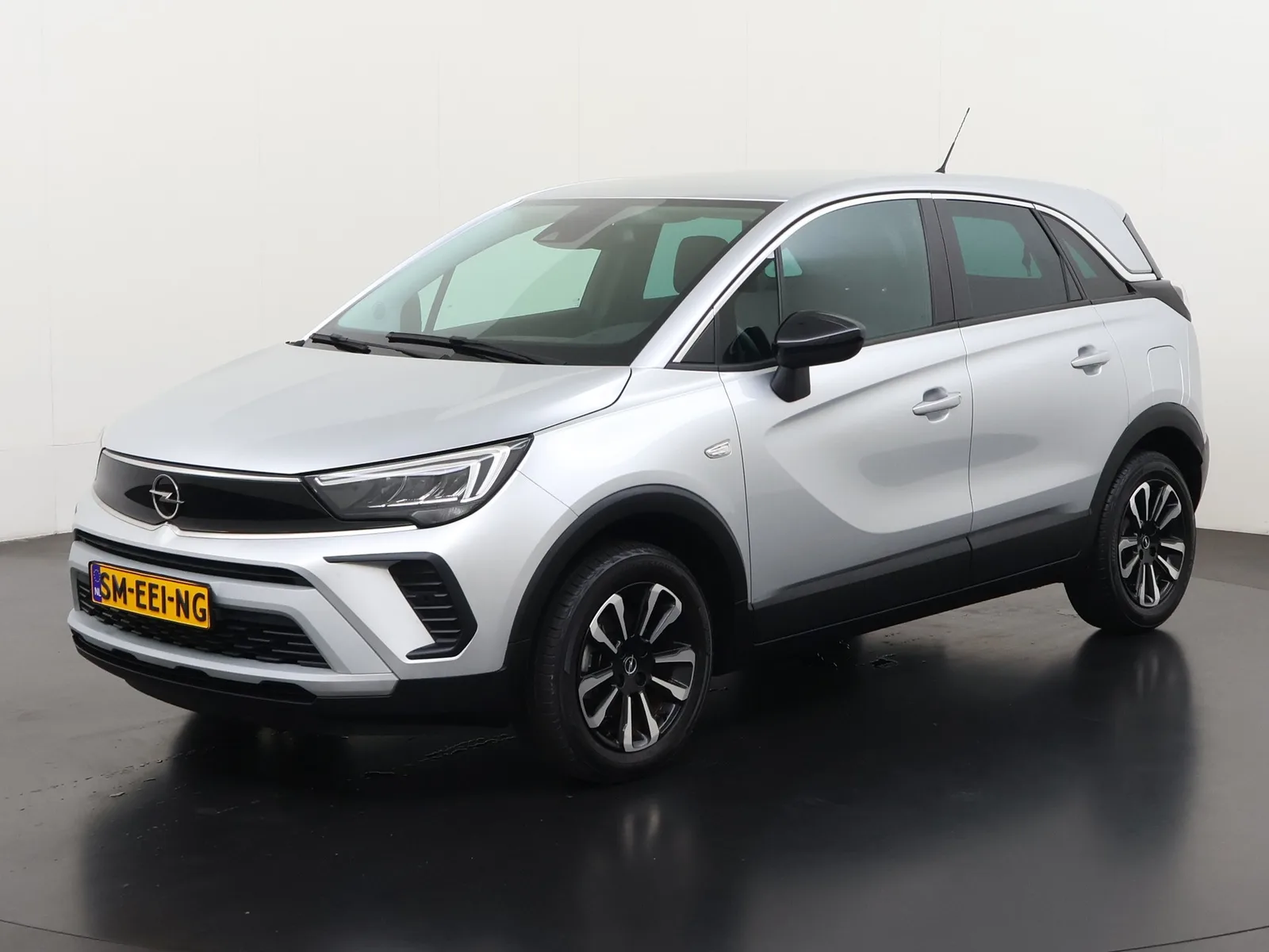 Opel Crossland (2023) — foto 1