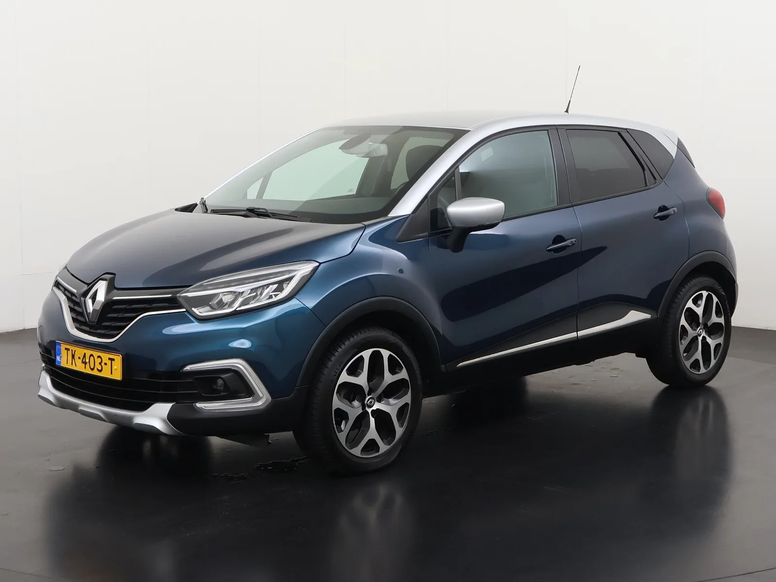 Renault Captur (2018) — foto 1
