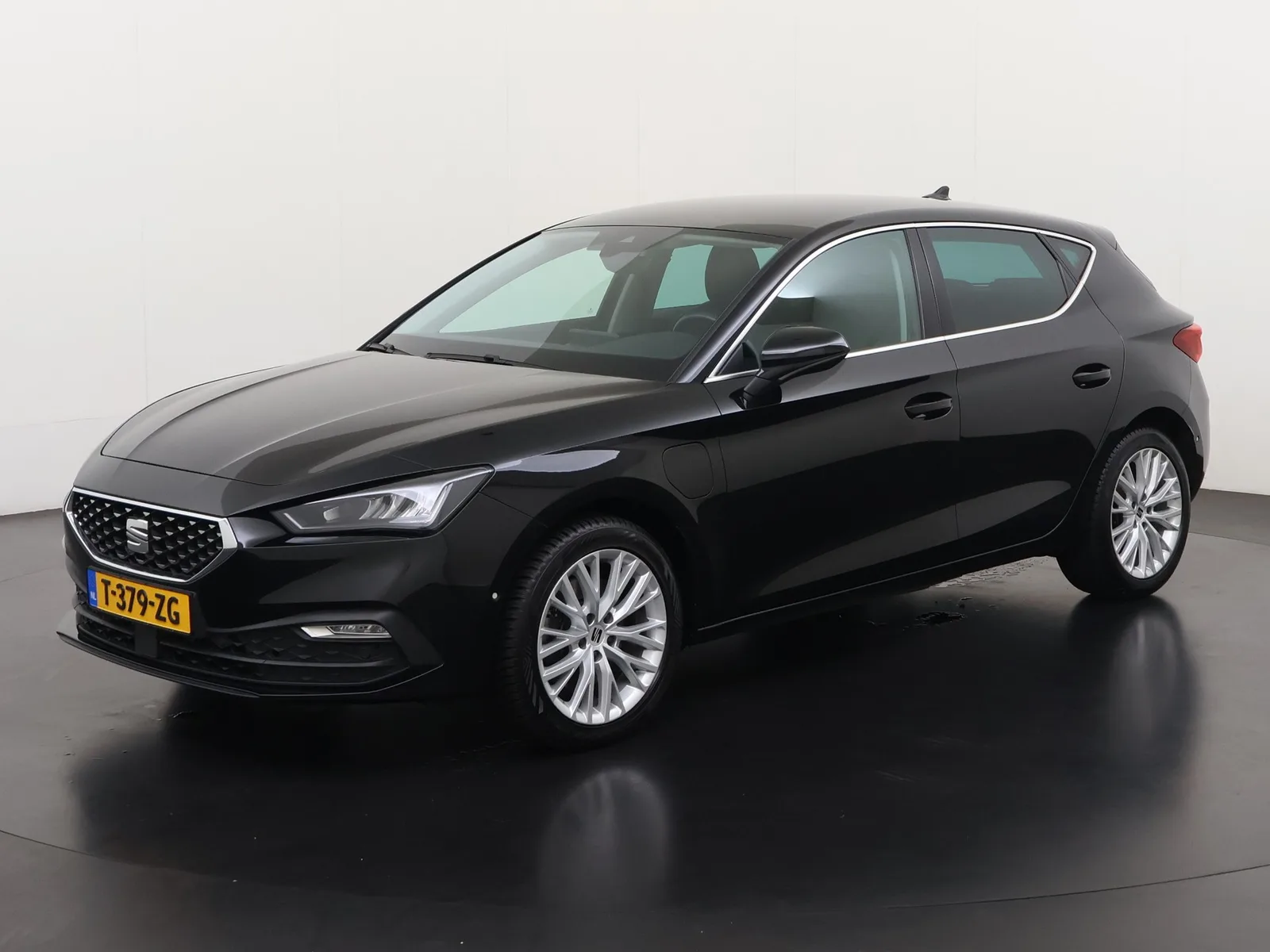 SEAT Leon (2021) — foto 1