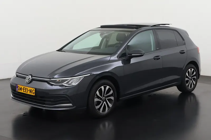 Volkswagen Golf (2023)