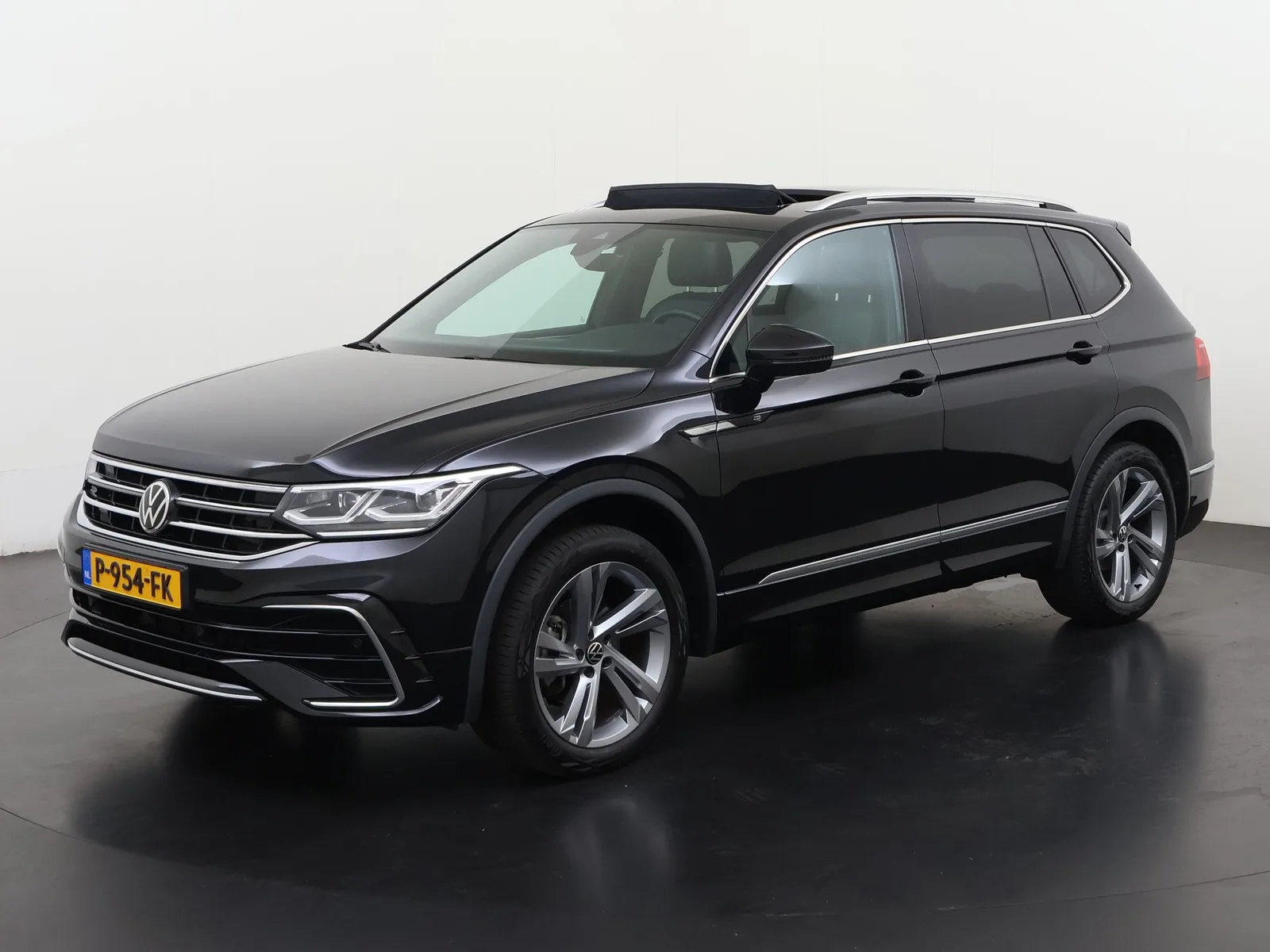 Volkswagen Tiguan All-Space (2022) — foto 1
