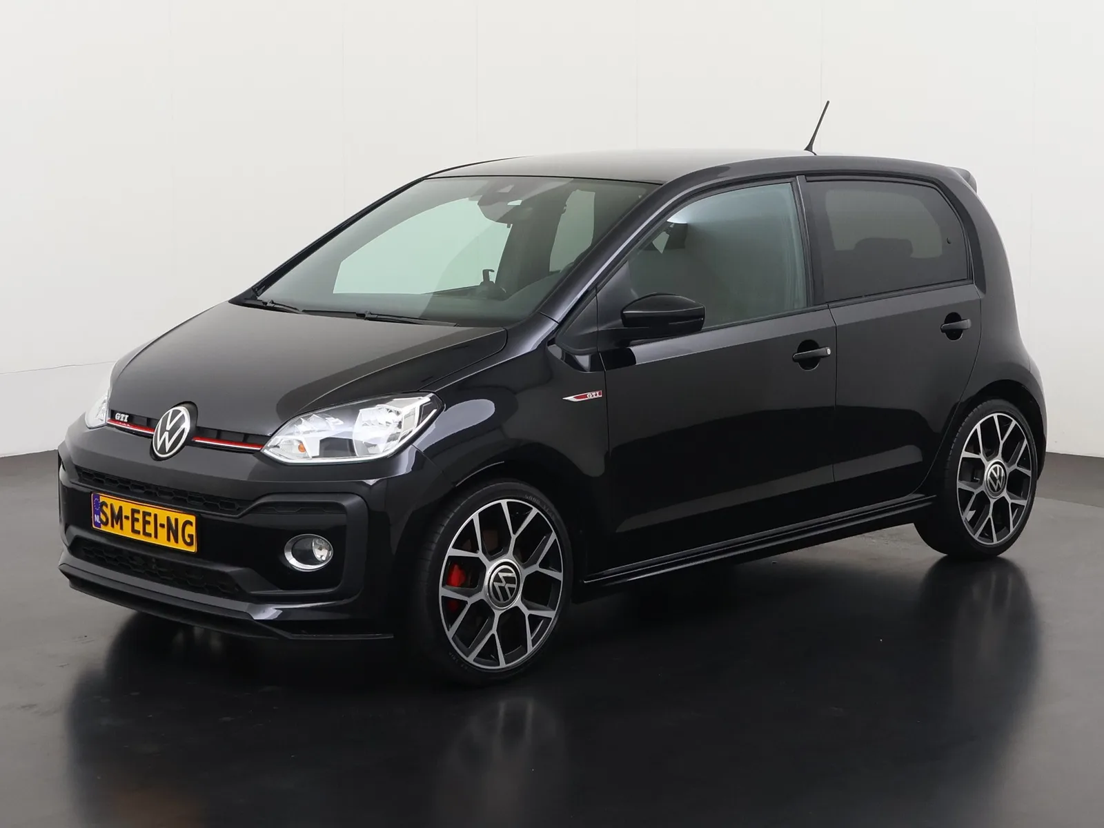 Volkswagen Up! (2022) — foto 1