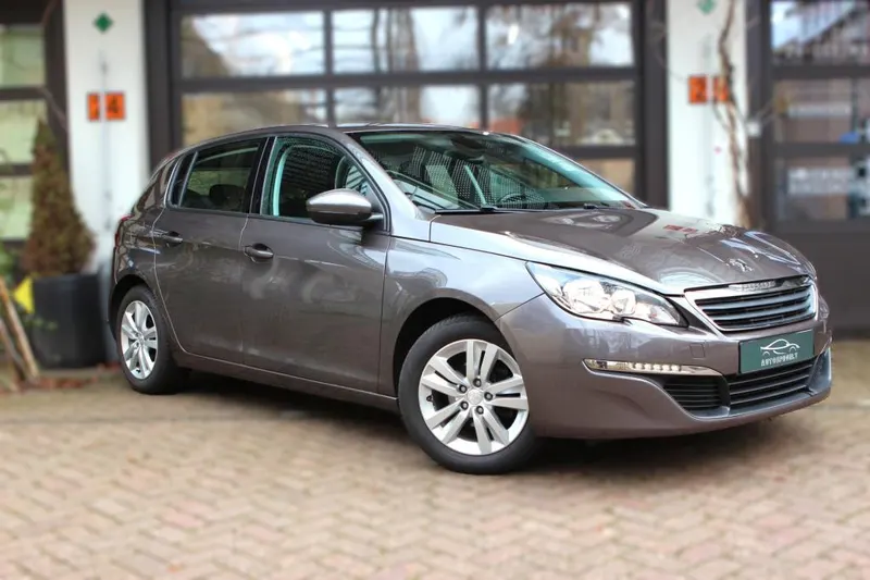 Peugeot 308 (2015)