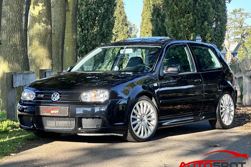 Volkswagen Golf (2003)