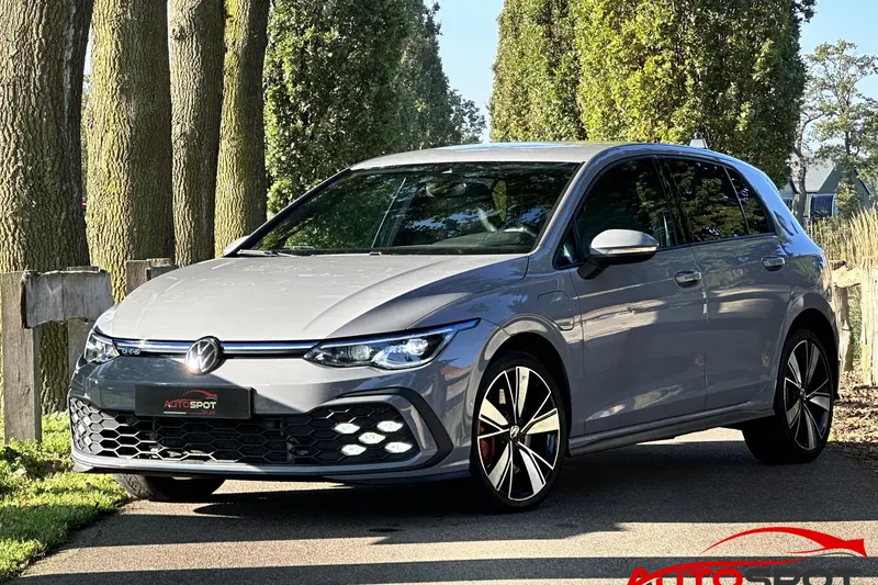 Volkswagen Golf (2021)
