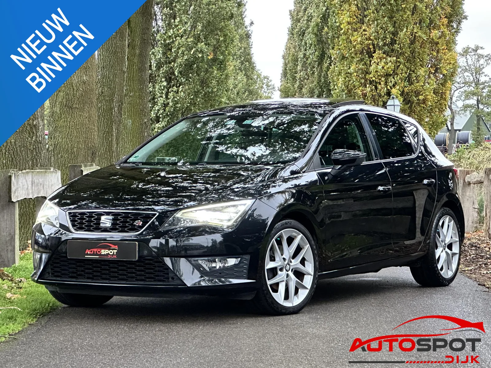 SEAT Leon (2016) — foto 1