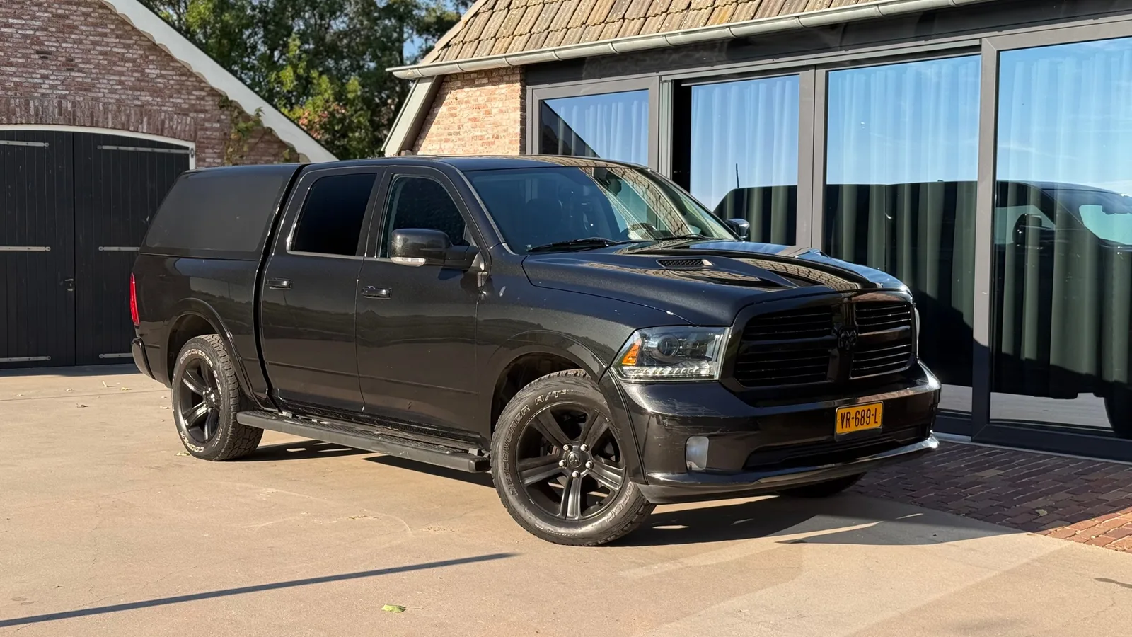 Dodge RAM (2015) — foto 1