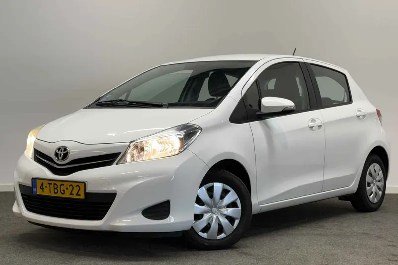 Toyota Yaris (2014)