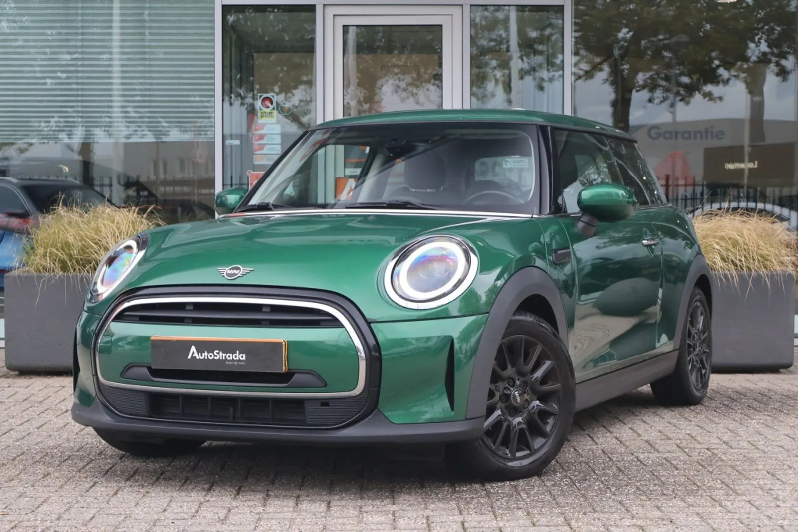 MINI One (2022) — foto 1