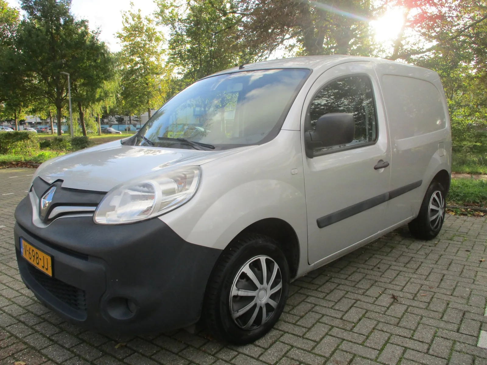 Renault Kangoo (2017) — foto 1