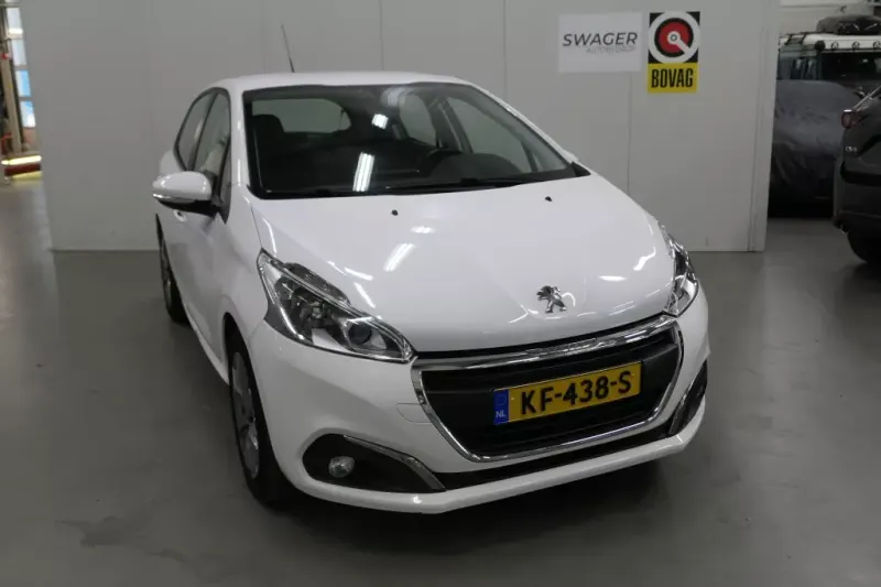 Peugeot 208 (2016)