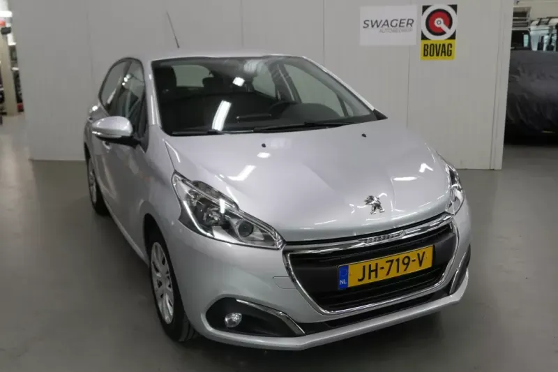 Peugeot 208 (2016)