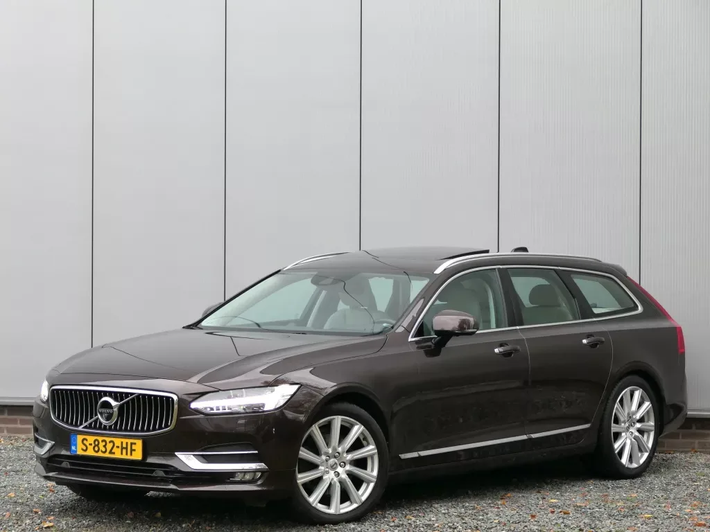 Volvo V90 (2017) — foto 1