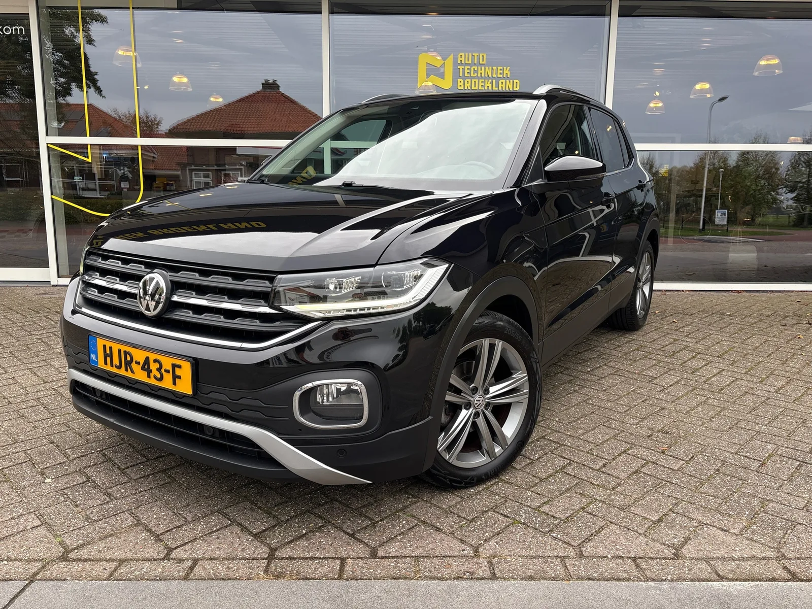 Volkswagen T-Cross (2019) — foto 1