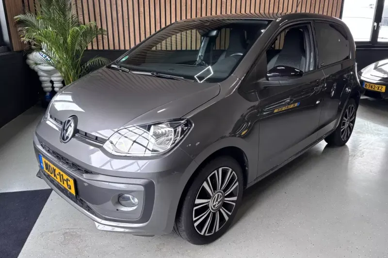 Volkswagen Up! (2022)