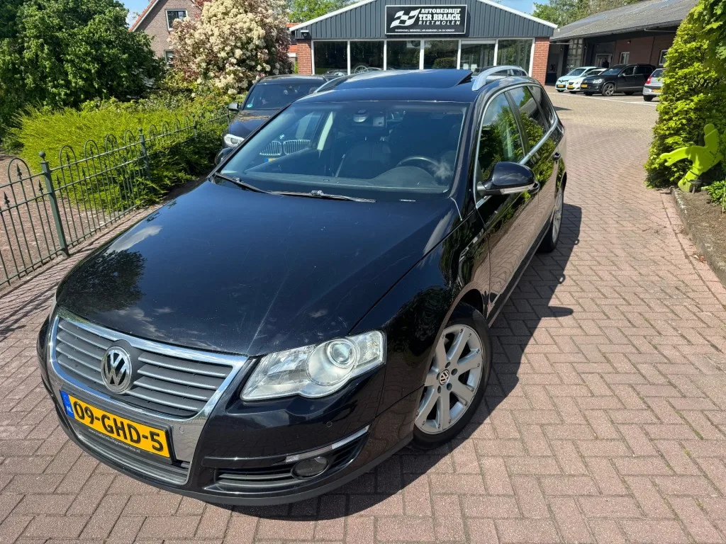 Volkswagen Passat (2008) — foto 1