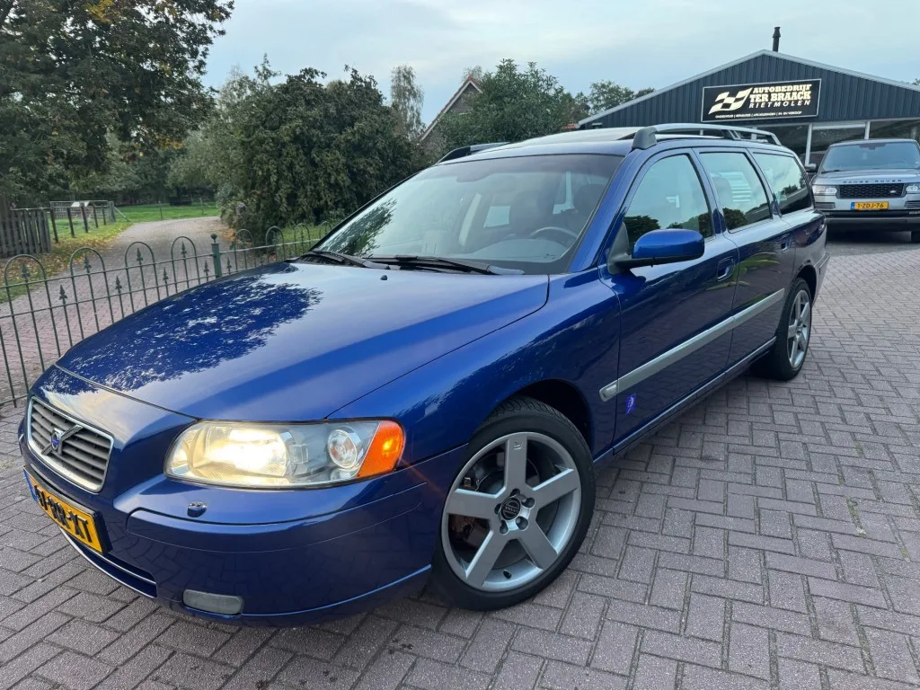 Volvo V70 (2005) — foto 1