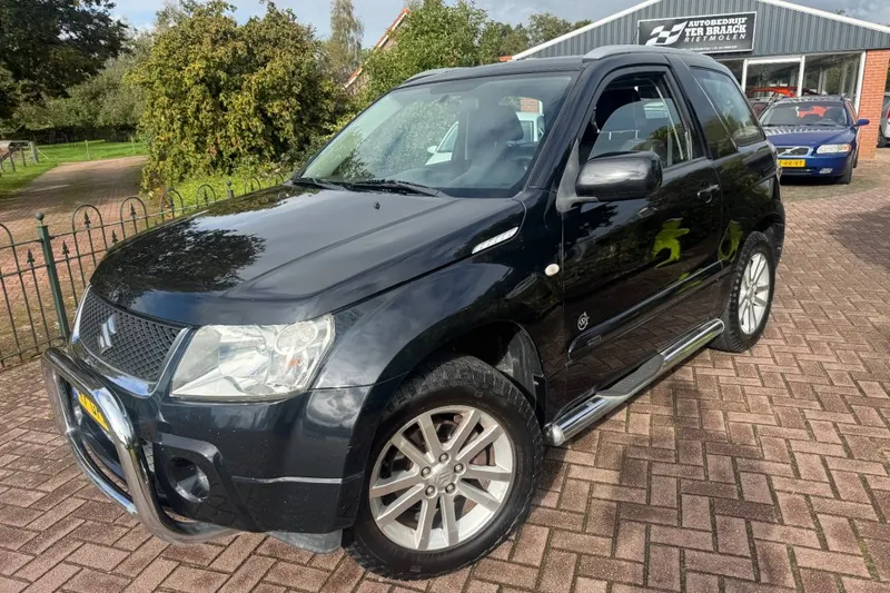 Suzuki Grand Vitara (2008)