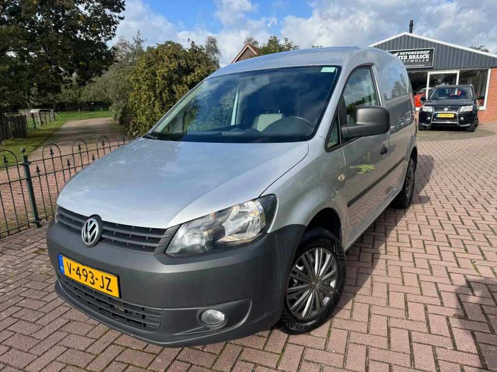 Volkswagen Caddy (2013) — foto 1