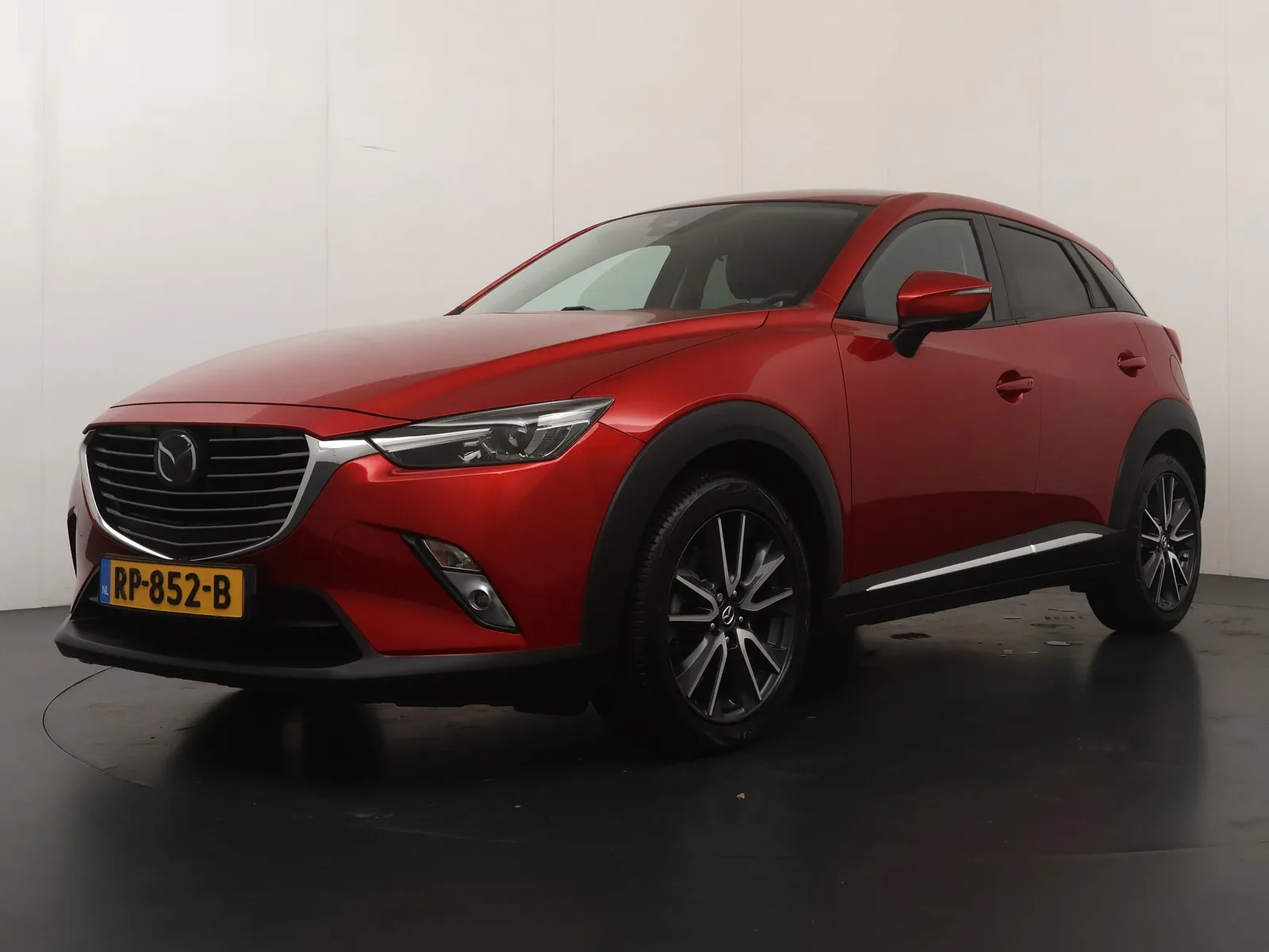 Mazda CX-3 (2018) — foto 1