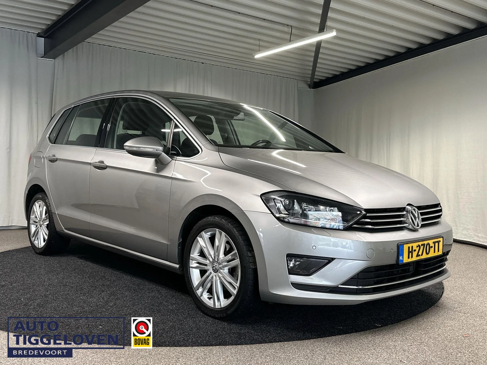 Volkswagen Golf Sportsvan (2014) — foto 1