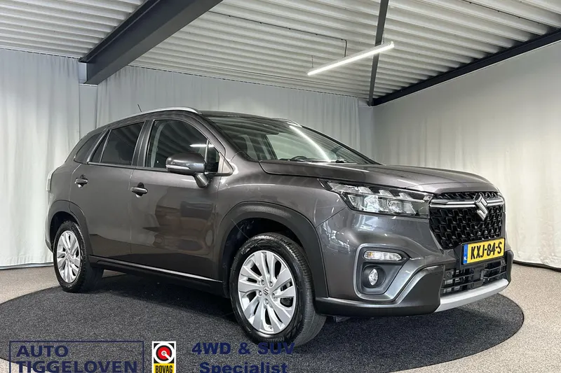Suzuki S-Cross (2022)